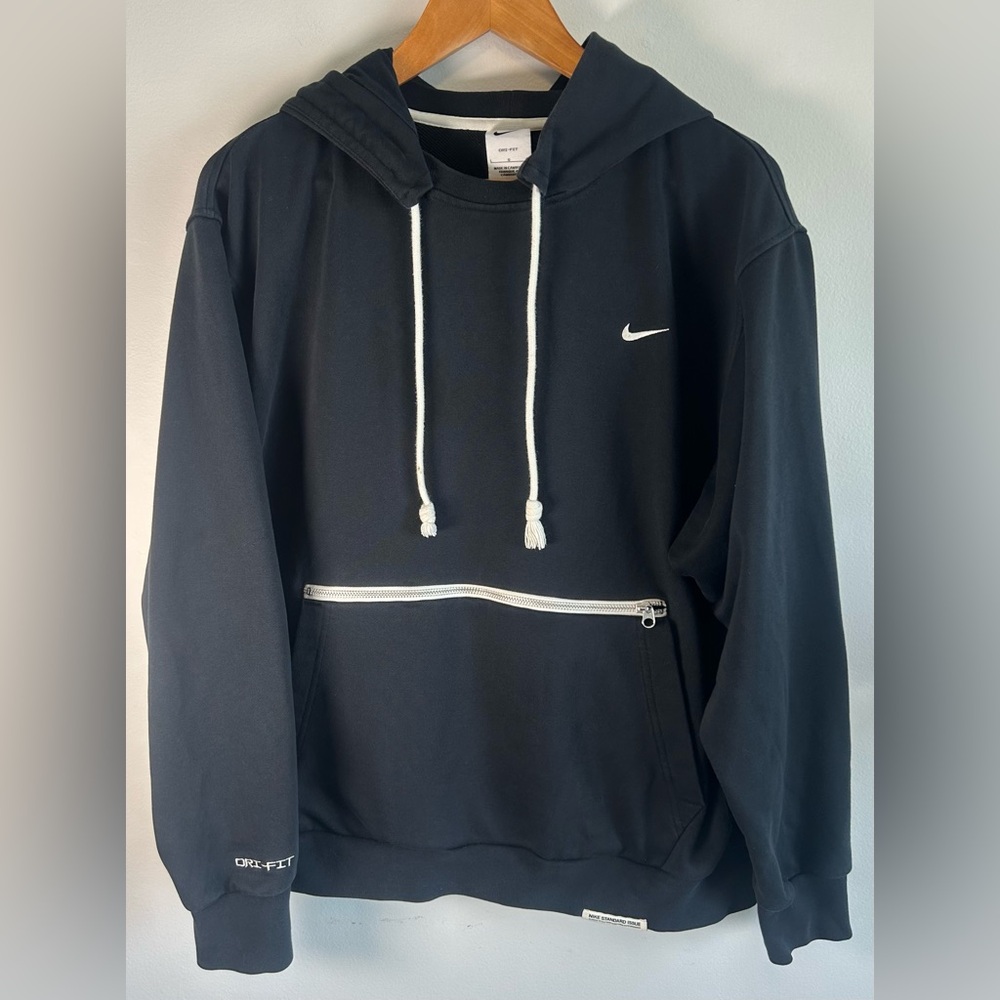 Nike Standard Issue Mens Hoodie Sz L Black Dri-FIT Pullover Zip Pocket Athletic